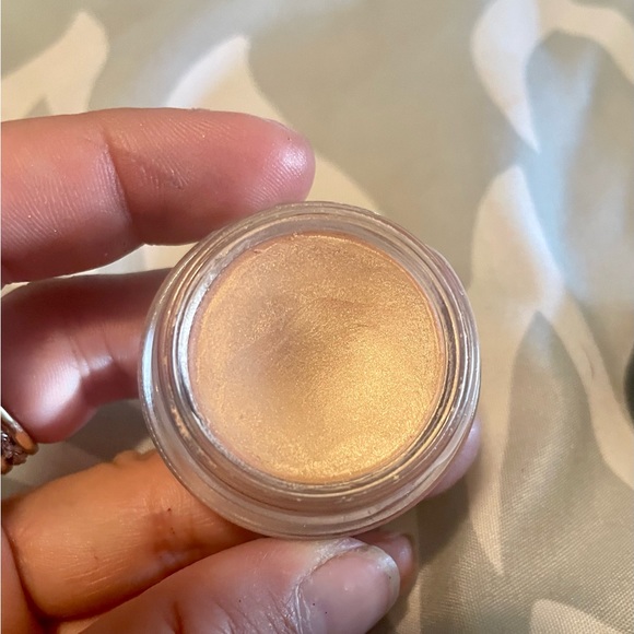 MAC paint pot - Picture 5 of 8